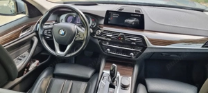 BMW 530e iPerformance Plug-in Hybrid Luxury Line - imagine 4