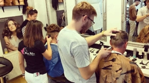 Curs Autorizat Frizer - Alina Milin Beauty Academy 4.900 Lei - imagine 4