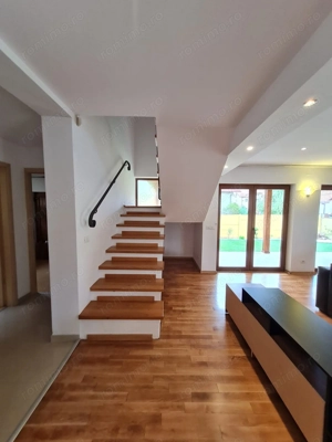 Super oferta!!!Vila spațioasă în Ghiroda! - imagine 6