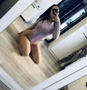 Bună! Sunt Anna noua la tine în oraș!