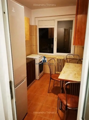 Vanzare Apartament 2 Camere Decomandat Bd.Ctin.Brancoveanu - imagine 3