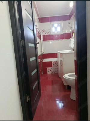 Apartament 2 camere într-o zonă liniștită - imagine 3