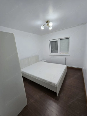 3 cam decomandat 2 bai CENTRALA PROPRIE parter zona Bucovina Torontalului - imagine 3