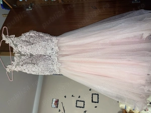 Rochie elegantă pentru nuntă 