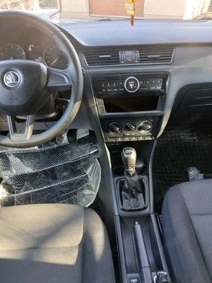 Vând Skoda Rapid  - imagine 4