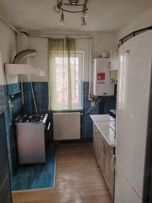 Vand apartament cu 3 camere 