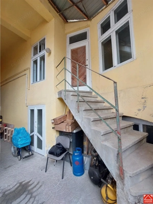 Casa cu spatiu comercial, zona Intim - imagine 18