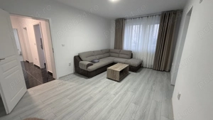 Bloc Nou. Ocupabil Imediat. Decomandat. 2 parcari. Balcon