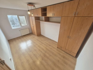 2 Cam-Lipovei-3 Min Iulius Town-55 MP-Balcon-Mobilat-Utilat--82.000 Euro ! - imagine 6