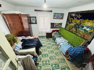 Casă cu teren 630 mp în Gura Văii   Construcție solidă   La 600 m de E70 - imagine 6