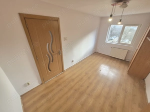 2 Cam-Lipovei-3 Min Iulius Town-55 MP-Balcon-Mobilat-Utilat--82.000 Euro ! - imagine 7