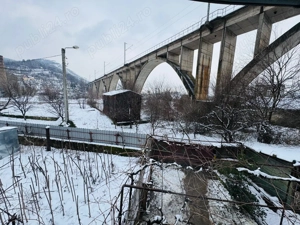 Casă cu teren 630 mp în Gura Văii   Construcție solidă   La 600 m de E70 - imagine 4