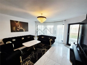 Casa LUX de vanzare in Miroslava - imagine 3