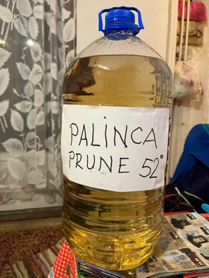 Vand Palinca de mai multe feluri(Prune,Cirese,Gutui,Caise si Pere)