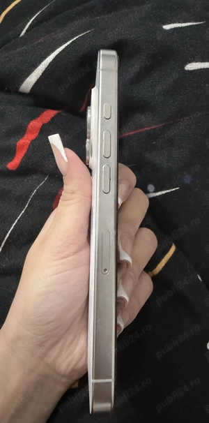 Vând iphone 16 pro - imagine 4