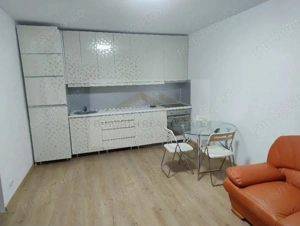 Apartament 2 camere transformat în 3 | Crângași