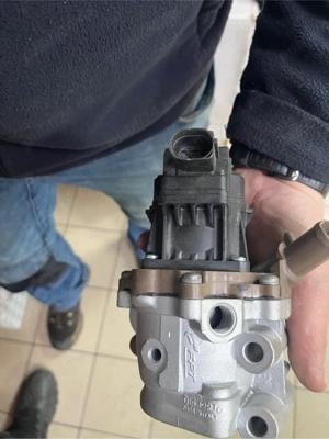 Lichidare stoc piese camioane si turisme  - imagine 4