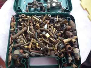 alama,becuri, duze , aparate autogen de taiat si sudat si multe alte maruntisuri 