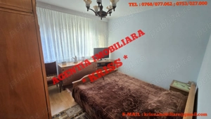 Apartament 3 Camere GĂVANA 3 Zona Piață Confort 1 Decomandat Etaj 2 Centrală - imagine 9
