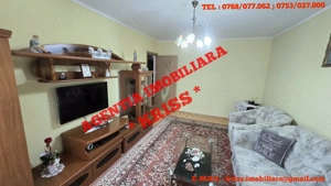 Apartament 3 Camere GĂVANA 3 Zona Piață Confort 1 Decomandat Etaj 2 Centrală - imagine 5