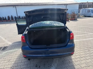 vand vw jetta  - imagine 4