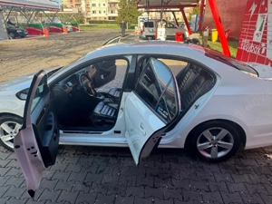 Volkswagen Jetta 5500euro negociabil  - imagine 2