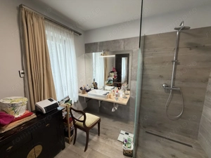 Duplex modern – arhitectură contemporană, spații luminoase - imagine 11