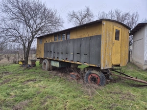 vand casa cu teren 8750mp - imagine 2