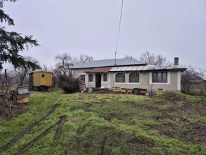 vand casa cu teren 8750mp