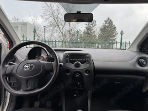 Vand toyota aygo II 2017, 33000 km reali - imagine 8