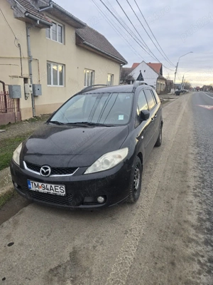 Vând Mazda 5