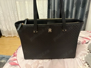Geanta Tommy Hilfiger