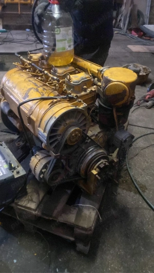 Motor 4 cilindri - imagine 2