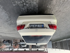 Mercedes Benz E Class - imagine 3