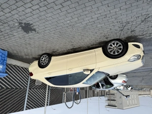 Mercedes Benz E Class - imagine 2