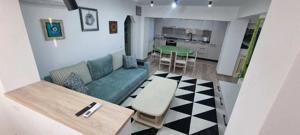 Inchiriez apartament cu 4 camere