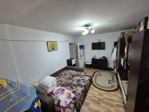 Vand apartament 2 camere,  decomandat, ULTRA CENTRAL, etaj 4  - imagine 3