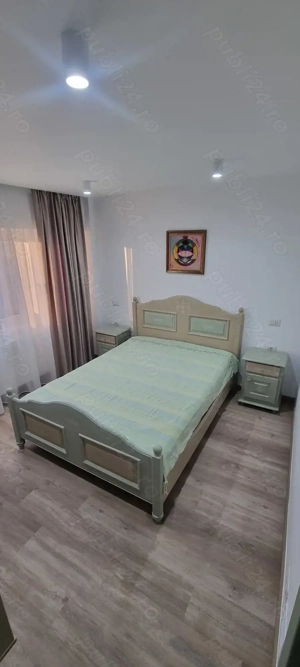 Inchiriez apartament cu 4 camere - imagine 9