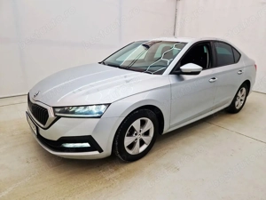 Skoda  octavia  2.0 tdi - 2021