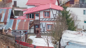 Comision 0%! Casă cu 6 camere de vânzare în Azuga - imagine 2