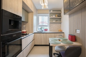 Apartament cu 3 camere decomandat, boxă și parcare la Casa Nobel - imagine 2