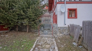 Comision 0%! Casă cu 6 camere de vânzare în Azuga - imagine 4