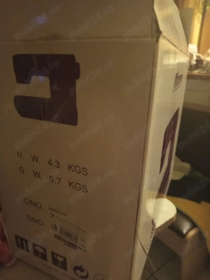 masina de cusut Minerva  - imagine 4