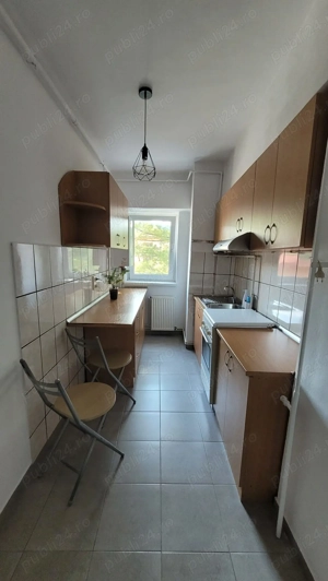 Inchiriez apartament cu o camera amplasat central - imagine 5