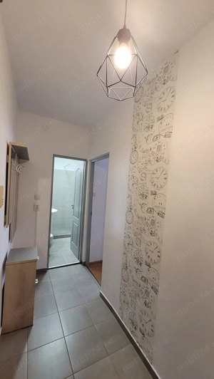 Inchiriez apartament cu o camera amplasat central - imagine 6