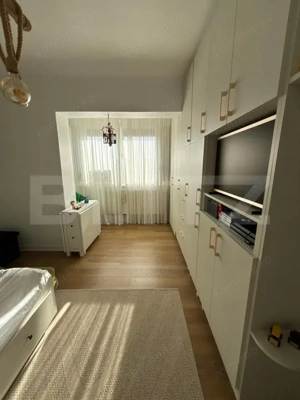 Apartament 3 camere, 68 mp, zona Ultracentral - imagine 8