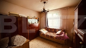 Apartament cu 3 camere si balcon, decoamandat, spatios si calduros in Lipova - imagine 5