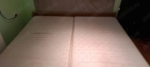 Pat de dormitor în stare foarte bună