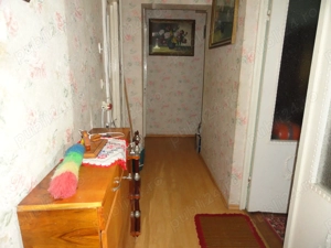 Apartament 3 camere decomandat, 2 bai, 2 balcoane, etaj 2 zona Vlaicu, 79 mp, centrala pe gaz - imagine 12