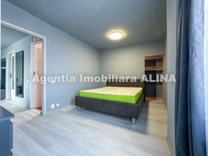 Apartament LA CHEIE, cu 4 camere in Deva, zona Balcescu, 80 mp, decomandat. - imagine 5